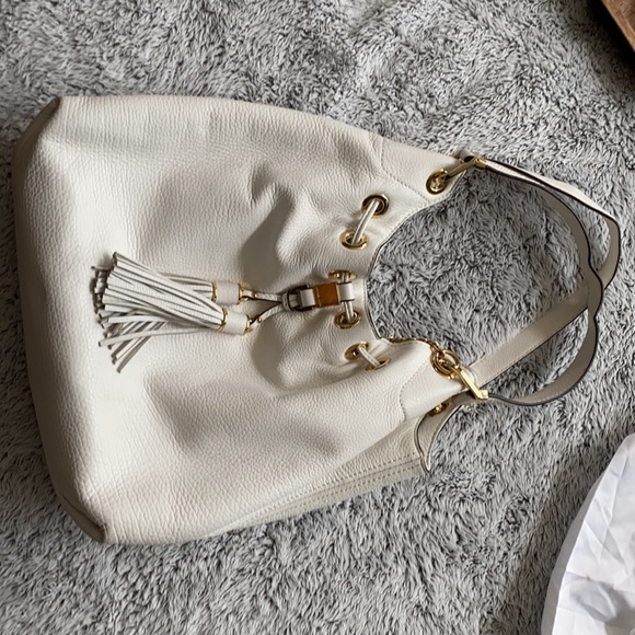 Michael Korea purse - Picture 6 of 9